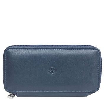 Key holder Tony Perotti from the Cortina collection.