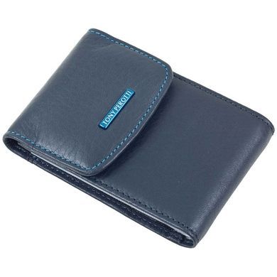 Credit holder Tony Perotti from the collection New Contatto.