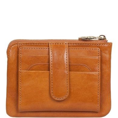 Credit holder Tony Perotti from the collection Top Kapi.
