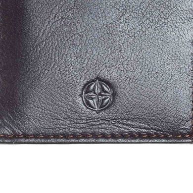 Credit holder Tony Perotti from the collection Cortina.